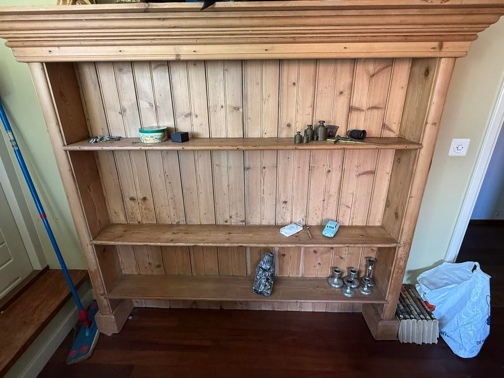 Bovendeel van oude grenen kast, Ophalen