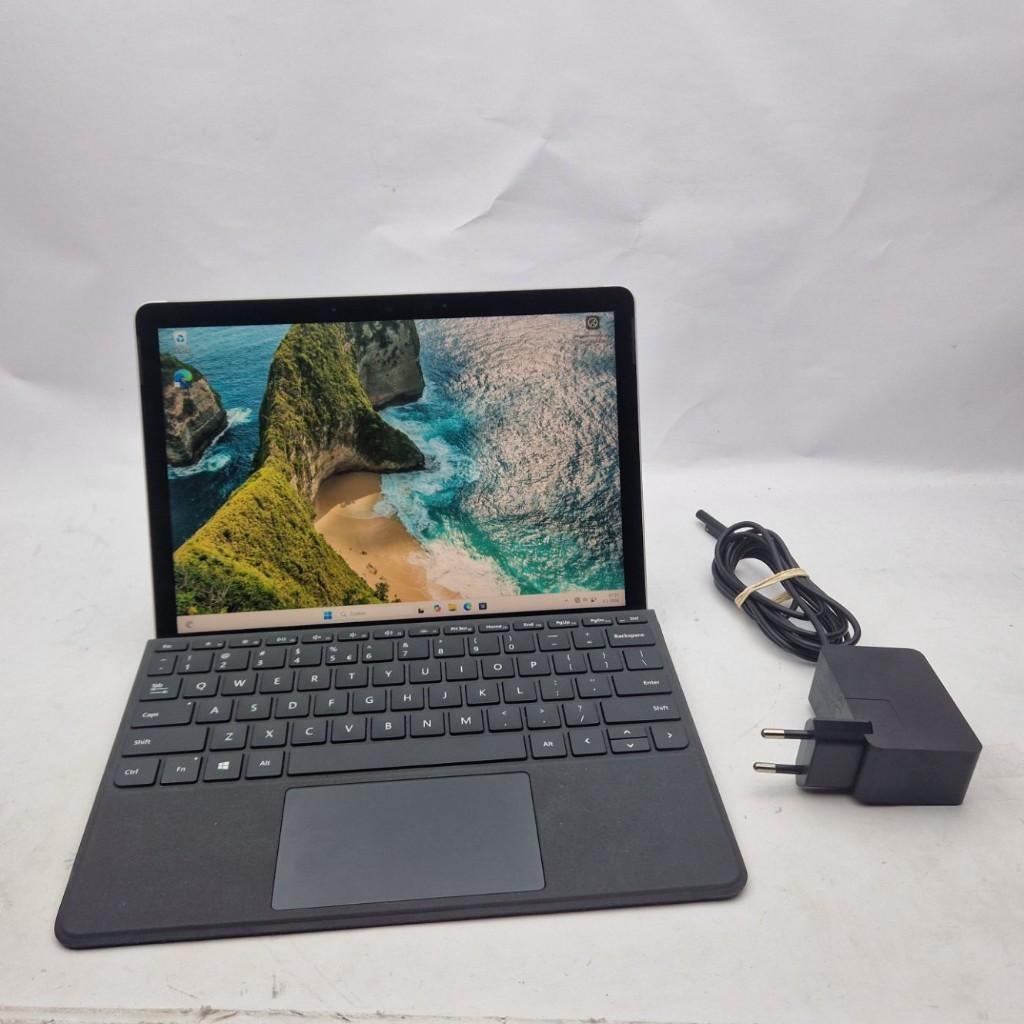 Microsoft Surface go 3 Laptop + Oplader || Nu €199.99, Ophalen of Verzenden, Zo goed als nieuw