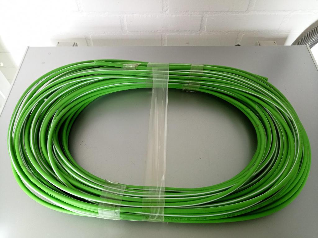 Originele buiten grond coax kabel Ziggo groen — CATV 2019, Ophalen of Verzenden, Zo goed als nieuw, 10 meter of meer, Coaxiale kabel