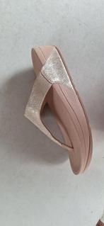 NIEUWE  Fitflop slippers maat 38, Kleding | Dames, Schoenen, Slippers, Overige kleuren, Nieuw, Ophalen of Verzenden