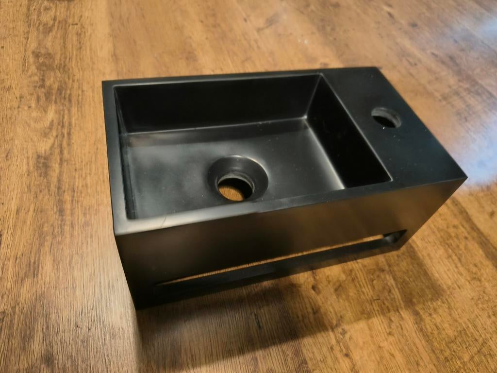 Bellanti Lisa fontein mat zwart met handdoekhouder, Ophalen, Nieuw, Zwart