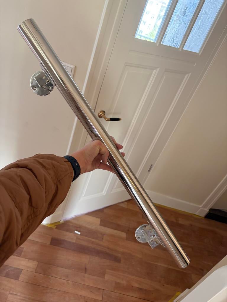 4 RVS trapleuningen met beugels, ongeveer 1 meter, Ophalen, Gebruikt, Trap, Minder dan 2 meter