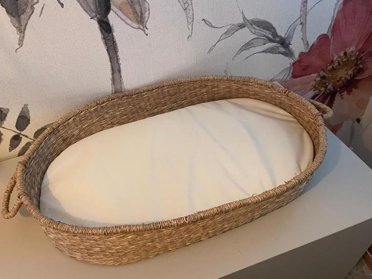 Rieten verschoonmand, Kinderen en Baby's, Kinderkamer | Inrichting en Decoratie, Zo goed als nieuw, Overige typen, Ophalen