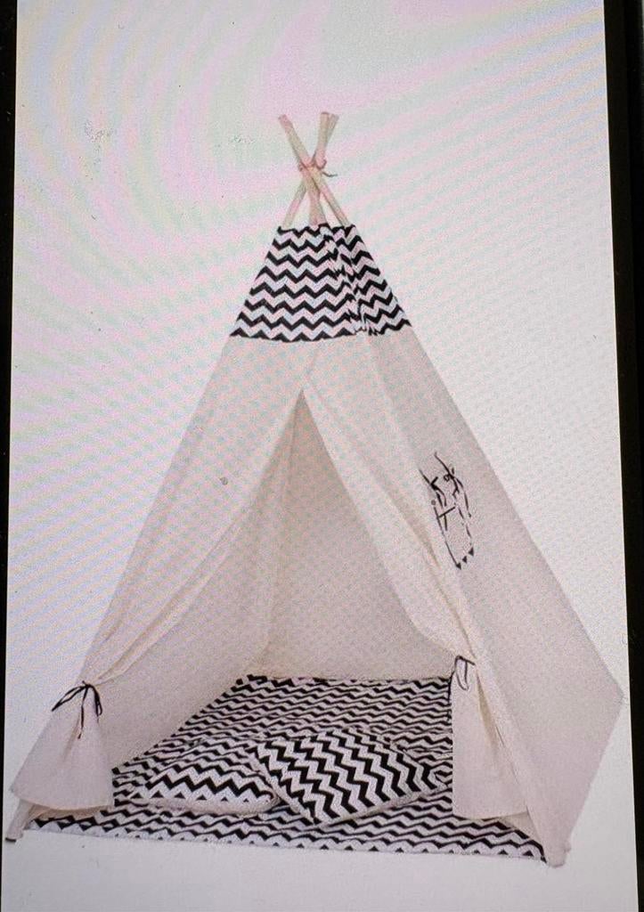 Kinder tipi tent zwart-wit zigzag met kussens, Ophalen, Zo goed als nieuw