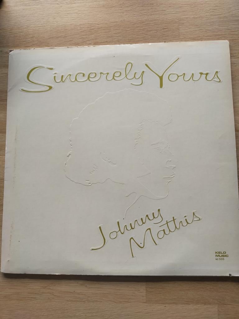 Johnny Mathis , sincerely yours, Ophalen of Verzenden, Zo goed als nieuw, 12 inch