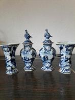 18e eeuw Zeldzaam Delfts aardewerk kaststel. Grieksche A, Ophalen of Verzenden