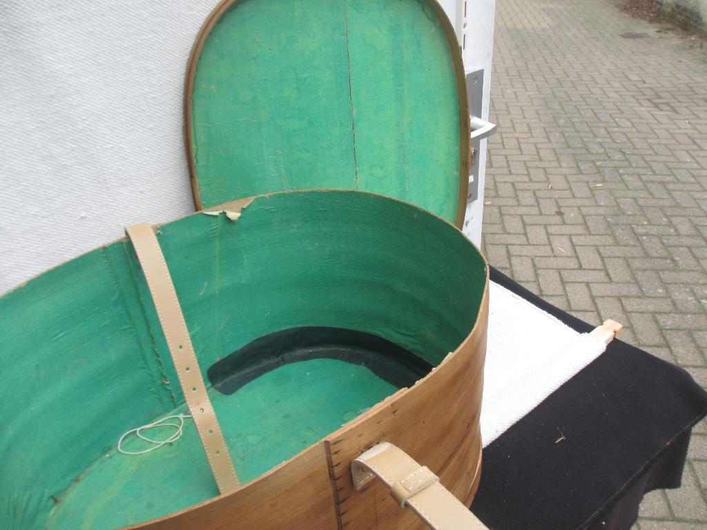 Brocante antieke Franse houten hoedendoos, Ophalen of Verzenden