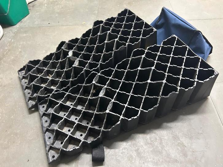 Milenco Triple Leveller - 3 level - 2 stuks, Caravans en Kamperen, Kampeeraccessoires, Gebruikt, Ophalen of Verzenden