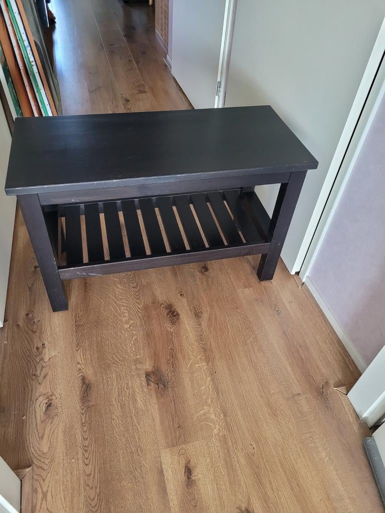 Hemnes bankje / tafeltje, Ophalen, Gebruikt, 50 tot 100 cm, 25 tot 50 cm