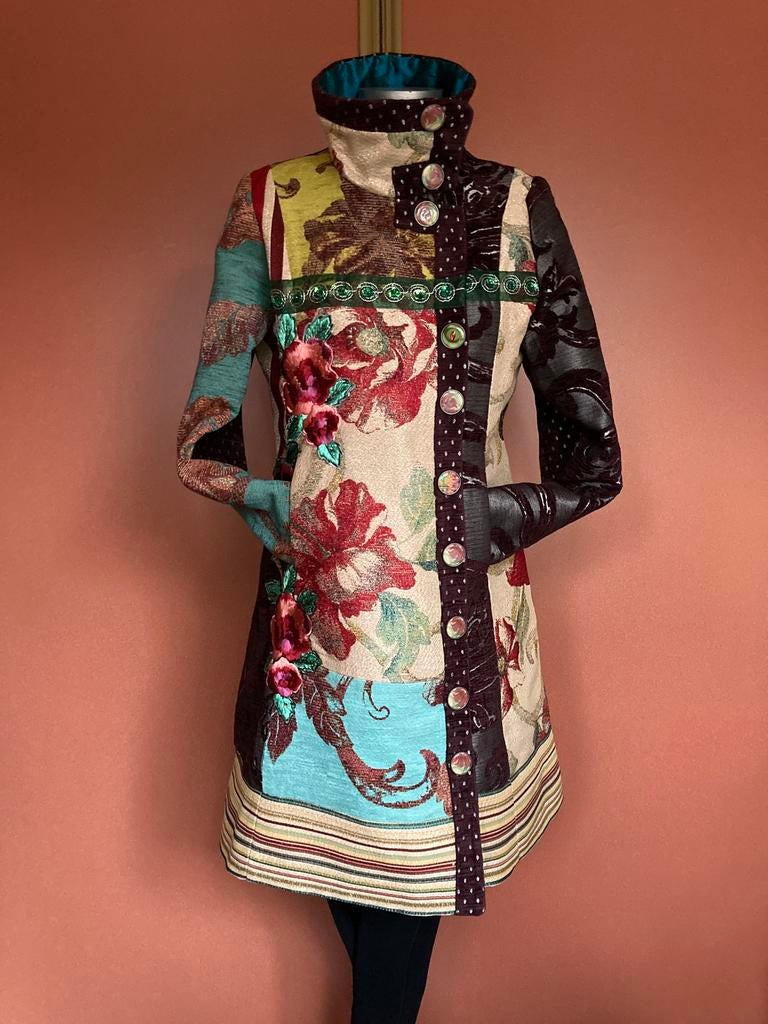 Splinternieuw prachtige Desigual jas 44😍mooi🥰🌺🦋☀️, Kleding | Dames, Verzenden, Nieuw, Maat 42/44 (L), Overige kleuren