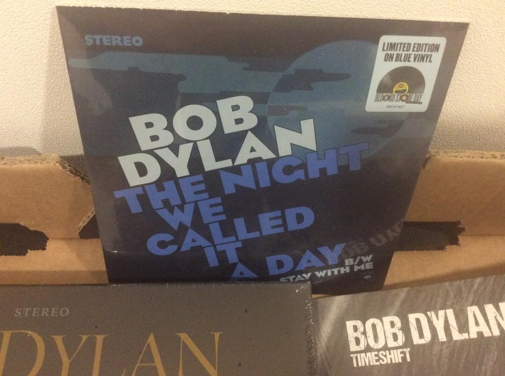 Vinyl single bob dylan the night we called it a day geseald, Ophalen of Verzenden, Zo goed als nieuw, Overige formaten, Poprock