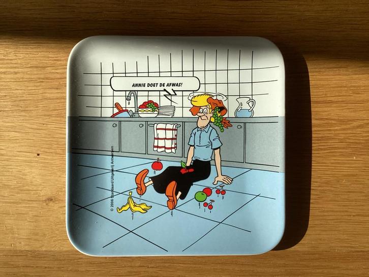 Suske en Wiske Fruitmasters Ontbijtbordje - Annie doet de af, Huis en Inrichting, Keuken | Servies, Gebruikt, Bord(en), Overige stijlen