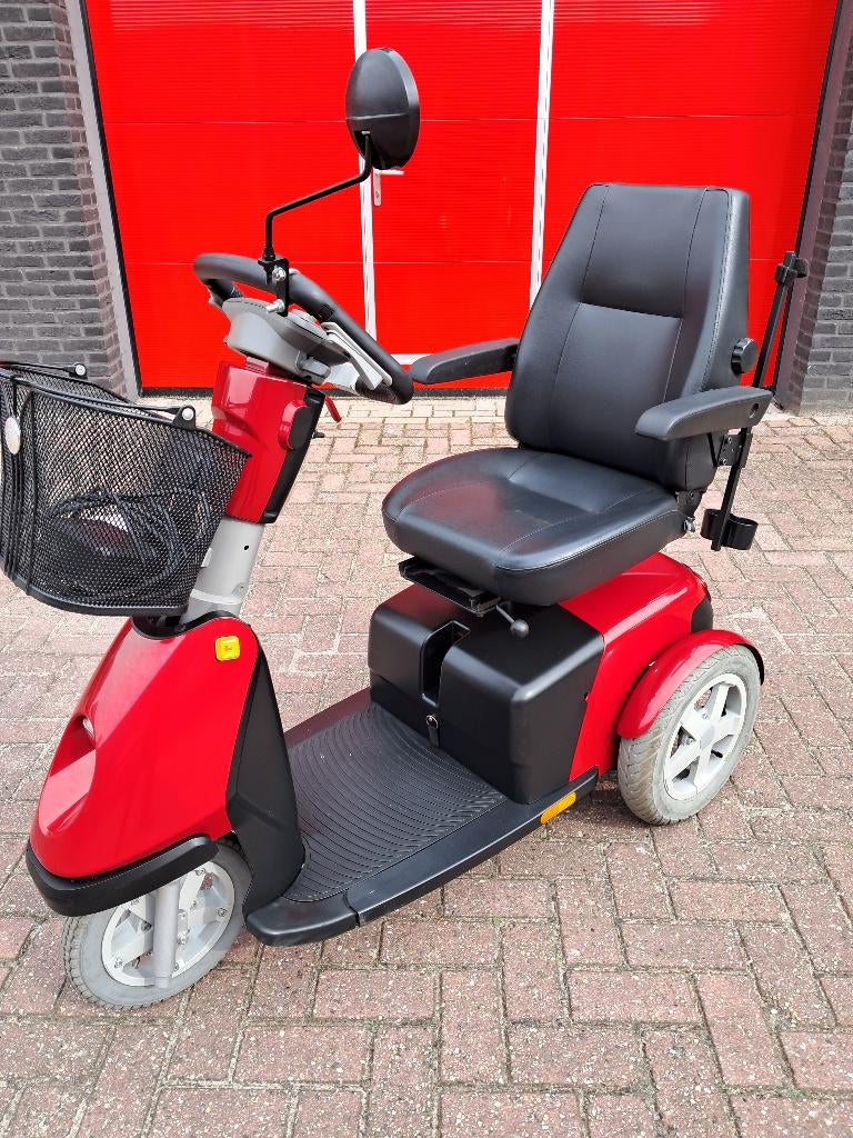 Hele mooie Trophy 6 Scootmobiel met weinig kilometers, Diversen, Brommobielen en Scootmobielen, Gebruikt, 26 t/m 35 km, 11 t/m 15 km/u