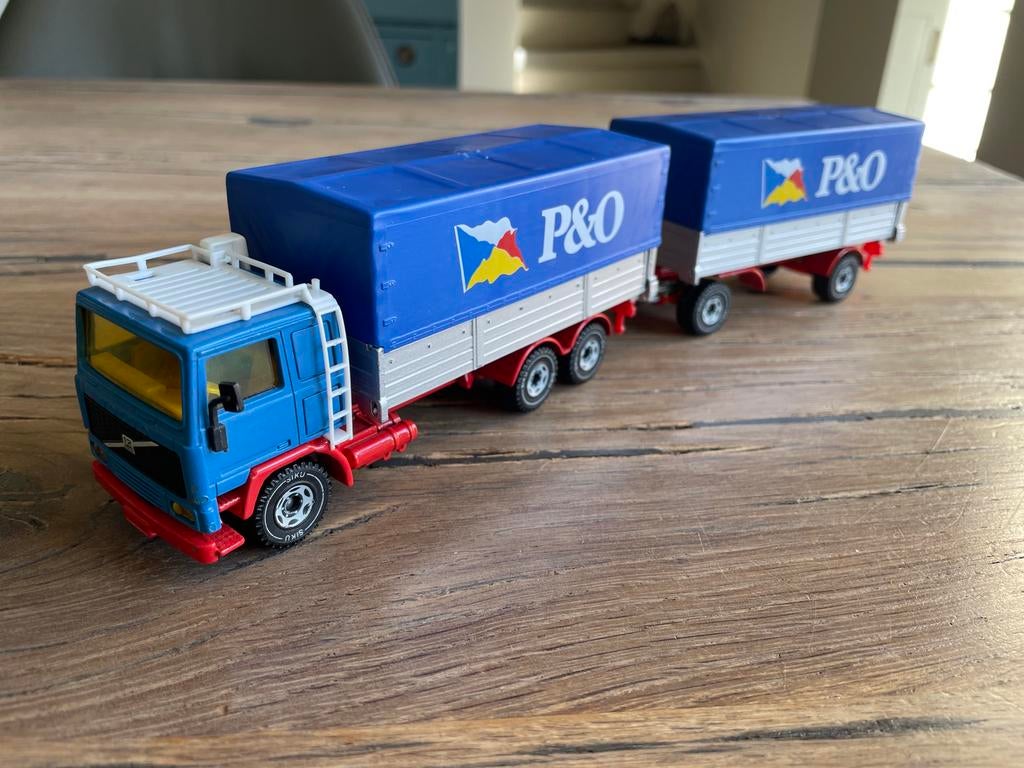 Siku Volvo F12 Turbo 6, Hobby en Vrije tijd, Modelauto's | Overige schalen, Ophalen of Verzenden, Nieuw, Bus of Vrachtwagen