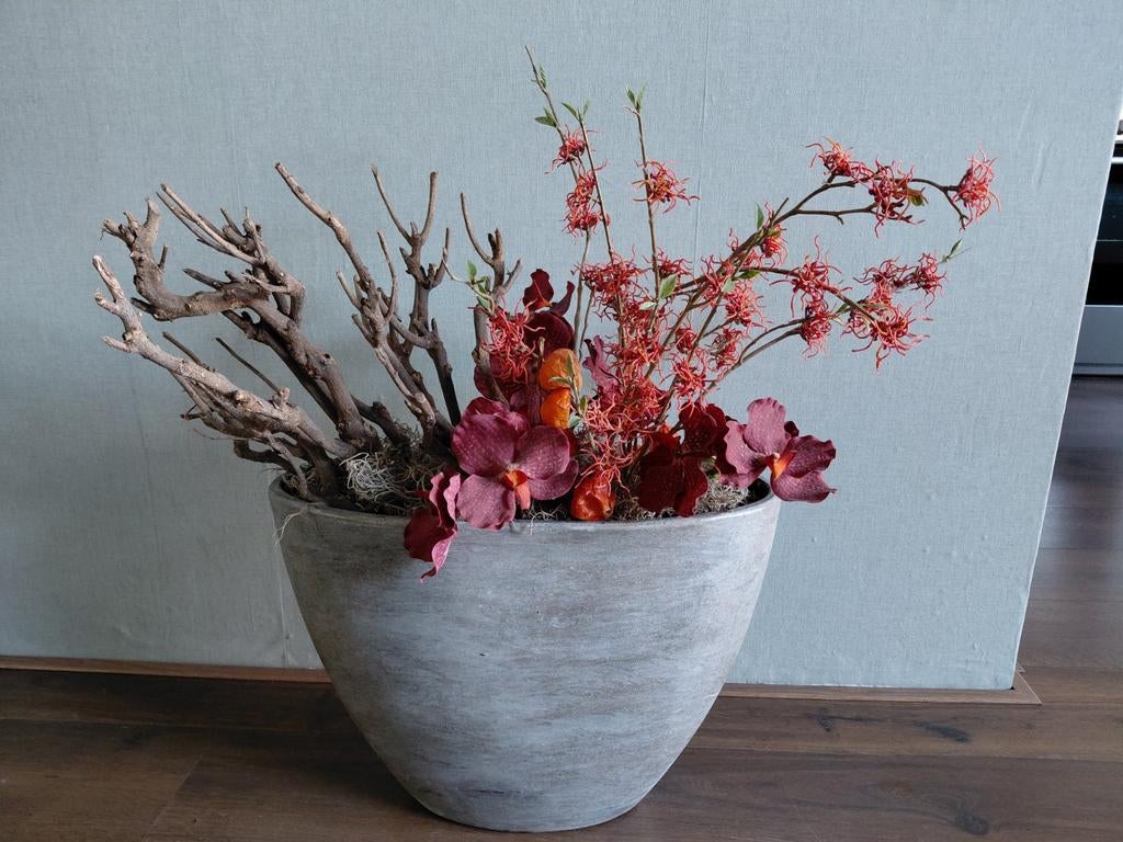 Decoratief bloemstuk met kunstbloemen en aardewerk vaas, Ophalen, 70 cm, Handgemaakt, Kunstbloem