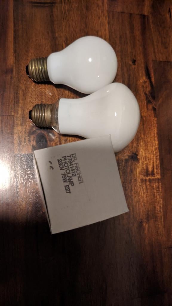 Doka E27 Vergroterlampen: 3 stuks (75W, 150W, nog 1), Ophalen of Verzenden, Gebruikt, Doka-onderdelen