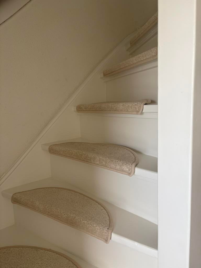 Trapmatten creme 5 stuks, Ophalen of Verzenden, Zo goed als nieuw, Minder dan 2 meter