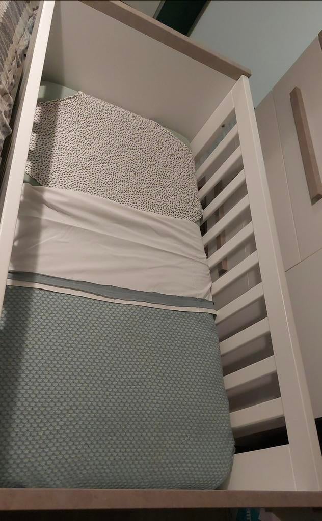Baby ledikant gratis afhalen, Kinderen en Baby's, Kinderkamer | Bedden, Ophalen, Zo goed als nieuw, Minder dan 140 cm, Minder dan 70 cm