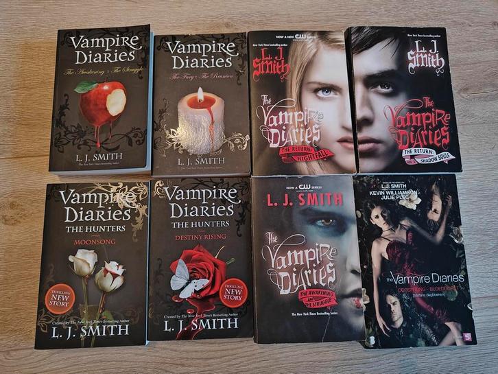 The Vampire Diaries boekenreeks L.J. Smith, Boeken, Romans, Zo goed als nieuw, Ophalen