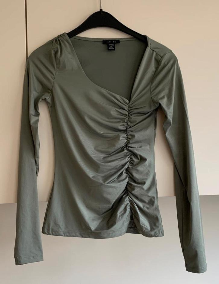 Leuke top van Amisu, maat XS, Kleding | Dames, Tops, Zo goed als nieuw, Maat 34 (XS) of kleiner, Lange mouw, Ophalen of Verzenden