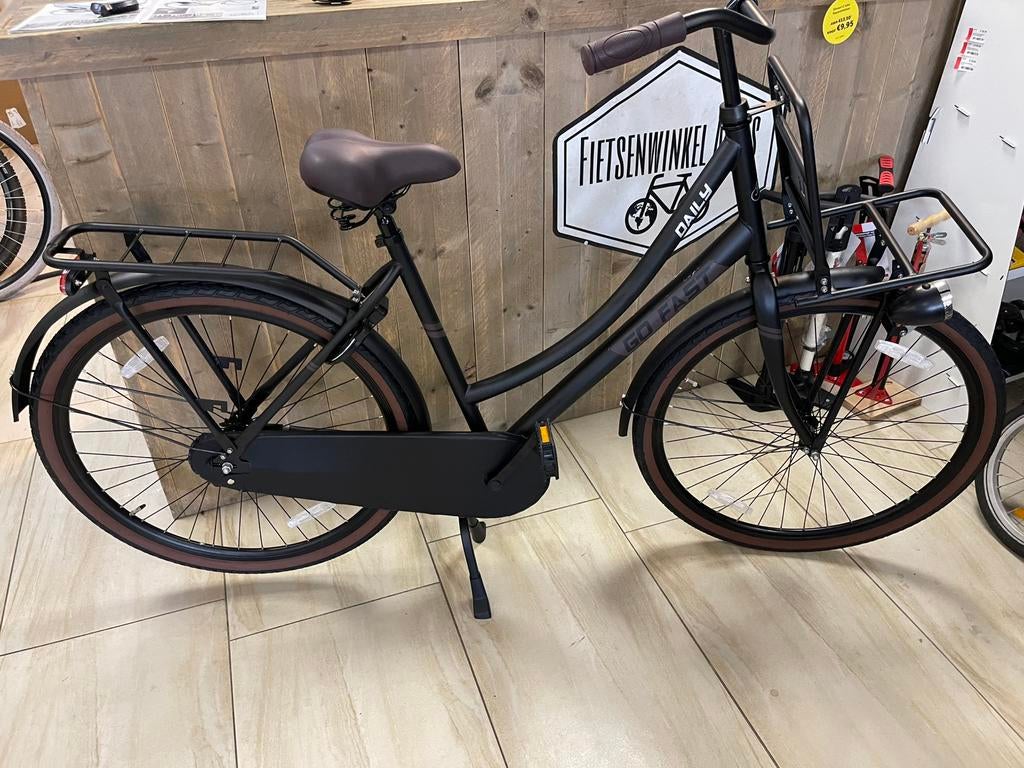 (NIEUW) transport 28 inch framemaat 54 cm, Fietsen en Brommers, Fietsen | Dames | Omafietsen, Zo goed als nieuw, 53 tot 56 cm