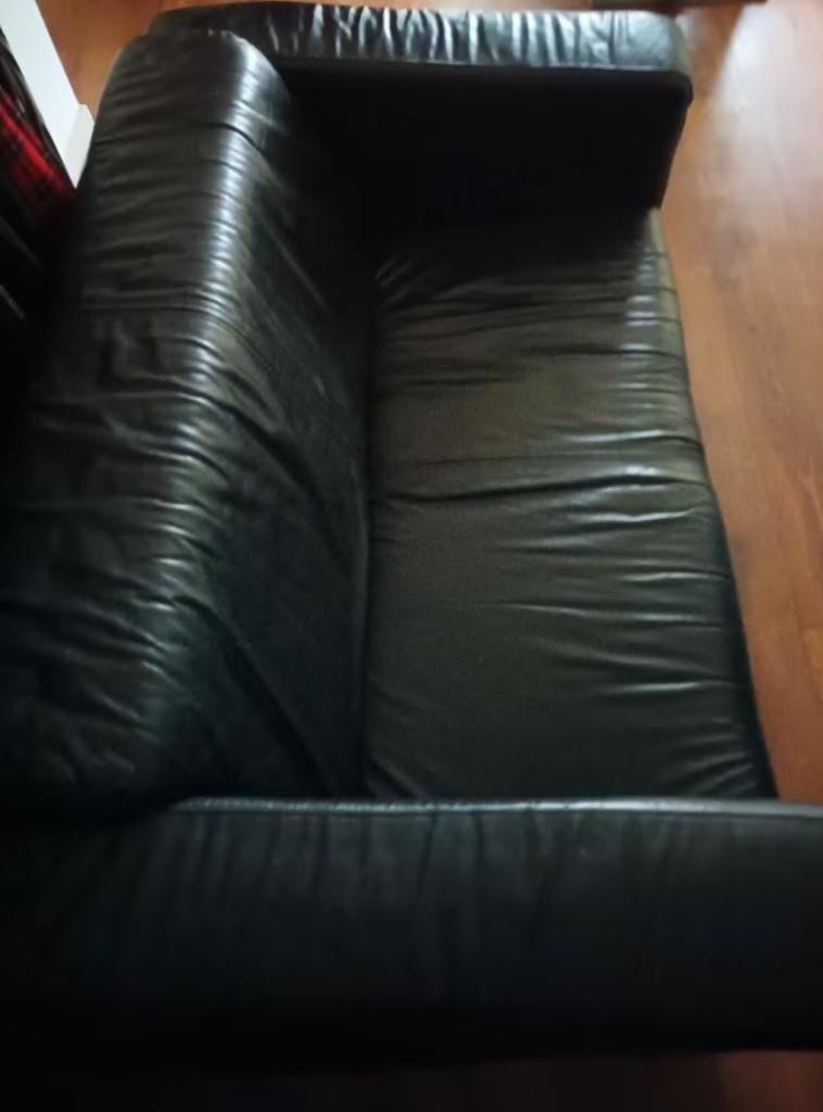 GRATIS Lederen 2 zits bank., Huis en Inrichting, Banken | Bankstellen, Ophalen, Gebruikt, Tweepersoons, 200 tot 250 cm