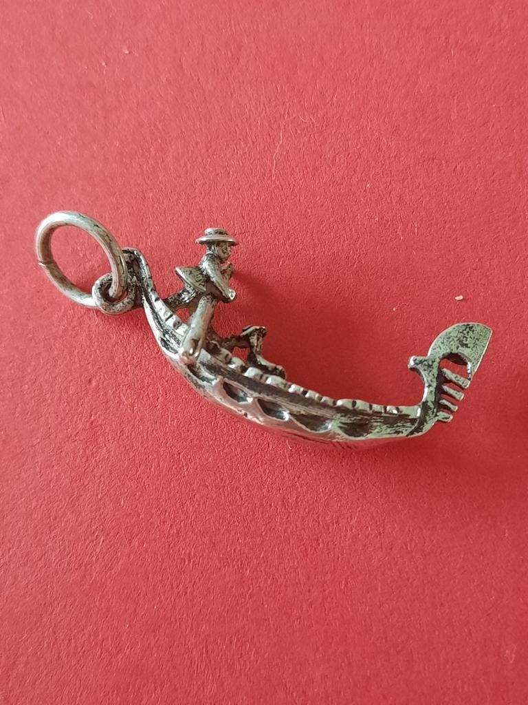 Zilveren gondel met gondelier erop., Ophalen of Verzenden, Zilver, Overige merken