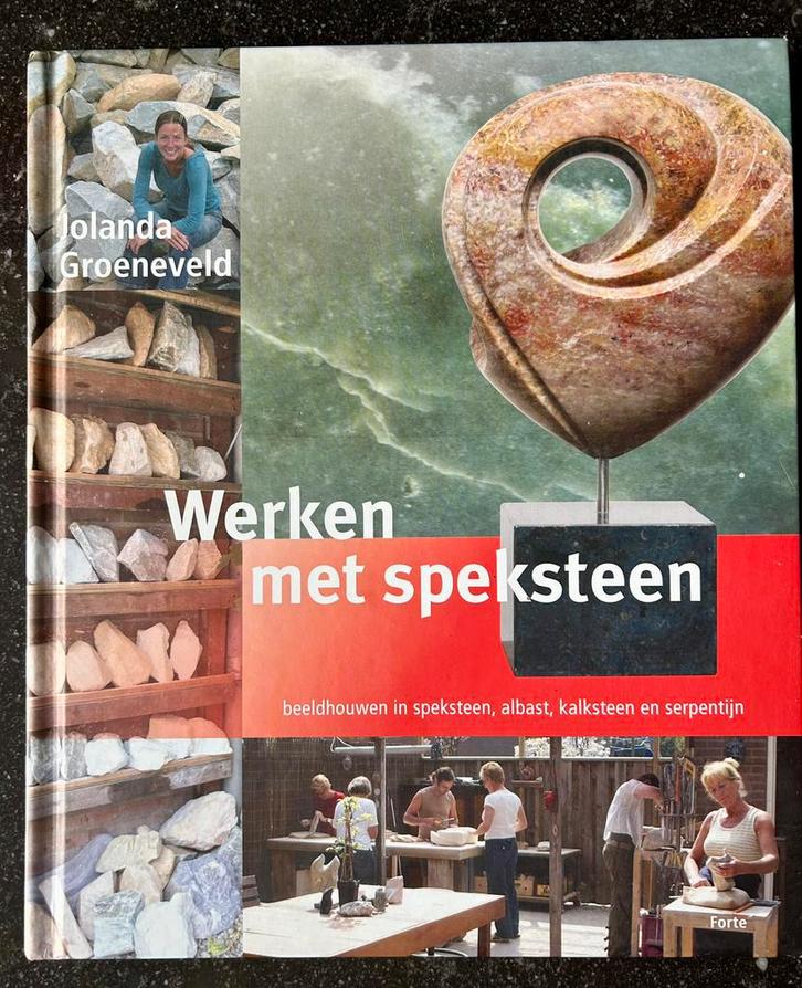 Jolanda Groeneveld - Werken met speksteen, Boeken, Hobby en Vrije tijd, Zo goed als nieuw, Ophalen of Verzenden