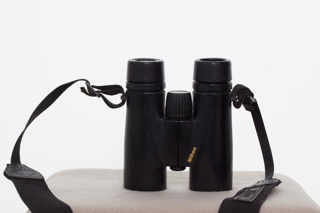 Nikon Sporter I 8x36 DCF Verrekijker – Water Resistant, Ophalen of Verzenden, Zo goed als nieuw, 8 tot 12x, Dakkant (recht)
