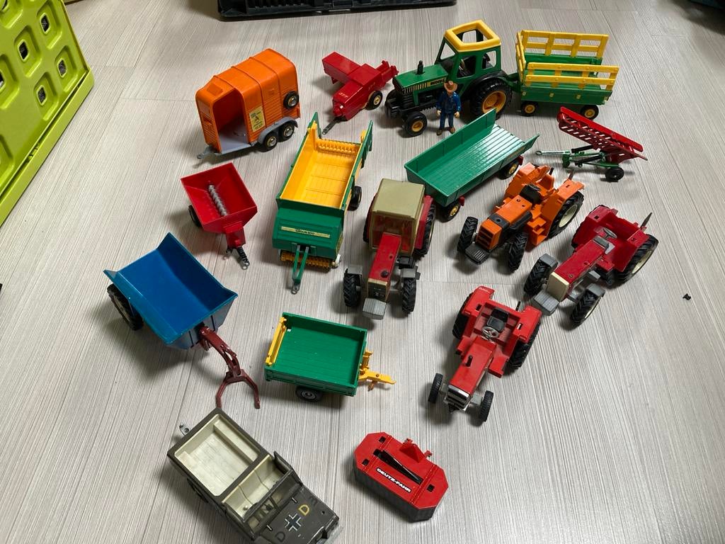 Oude landbouwvoertuigen jaren '70 Britains en Siku, Ophalen of Verzenden, Gebruikt