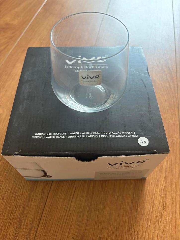 Vivo Villeroy & Boch Whisky/Water Glazen (4x), Huis en Inrichting, Keuken | Servies, Nieuw, Glas of Glazen, Effen, Glas, Ophalen of Verzenden