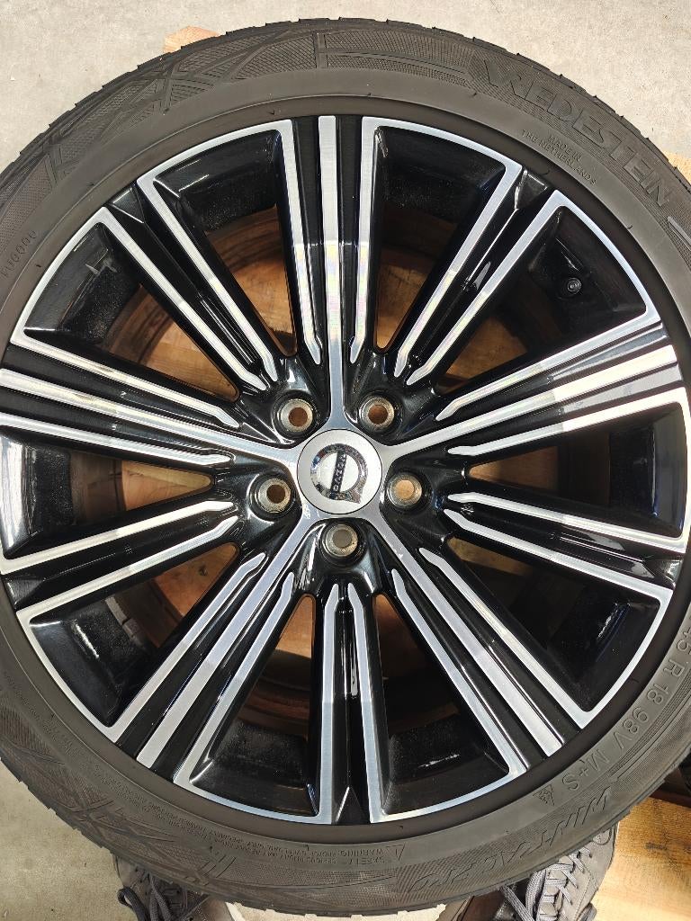 Volvo V60 originele inscription velgen met winterband, Ophalen, 18 inch, Gebruikt, Velg(en)