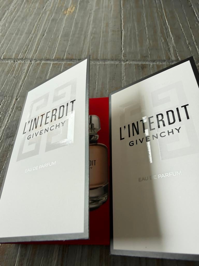 Givenchy L’Interdit Eau de Parfum, Sieraden, Tassen en Uiterlijk, Uiterlijk | Parfum, Ophalen of Verzenden, Nieuw