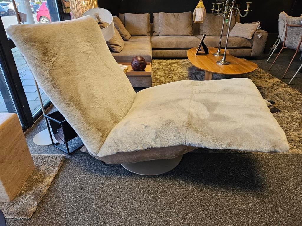 Relaxfauteuil INDI chill-line bunny stof leer, Huis en Inrichting, Fauteuils, Ophalen of Verzenden, Nieuw, Leer, 50 tot 75 cm