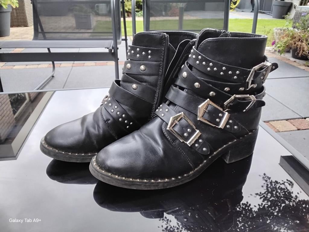 LAARSJES     Lucky Shoes     maat       38., Kleding | Dames, Schoenen, Ophalen of Verzenden, Zo goed als nieuw, Zwart