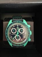 Omega swatch moonswatch mission on earth Polar lights, Sieraden, Tassen en Uiterlijk, Horloges | Heren, Kunststof, Nieuw, Kunststof