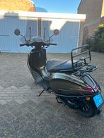 Goede scooter met windscherm en bagagerek bouwjaar 2022, Ophalen, Gebruikt, Overige typen, Overige merken