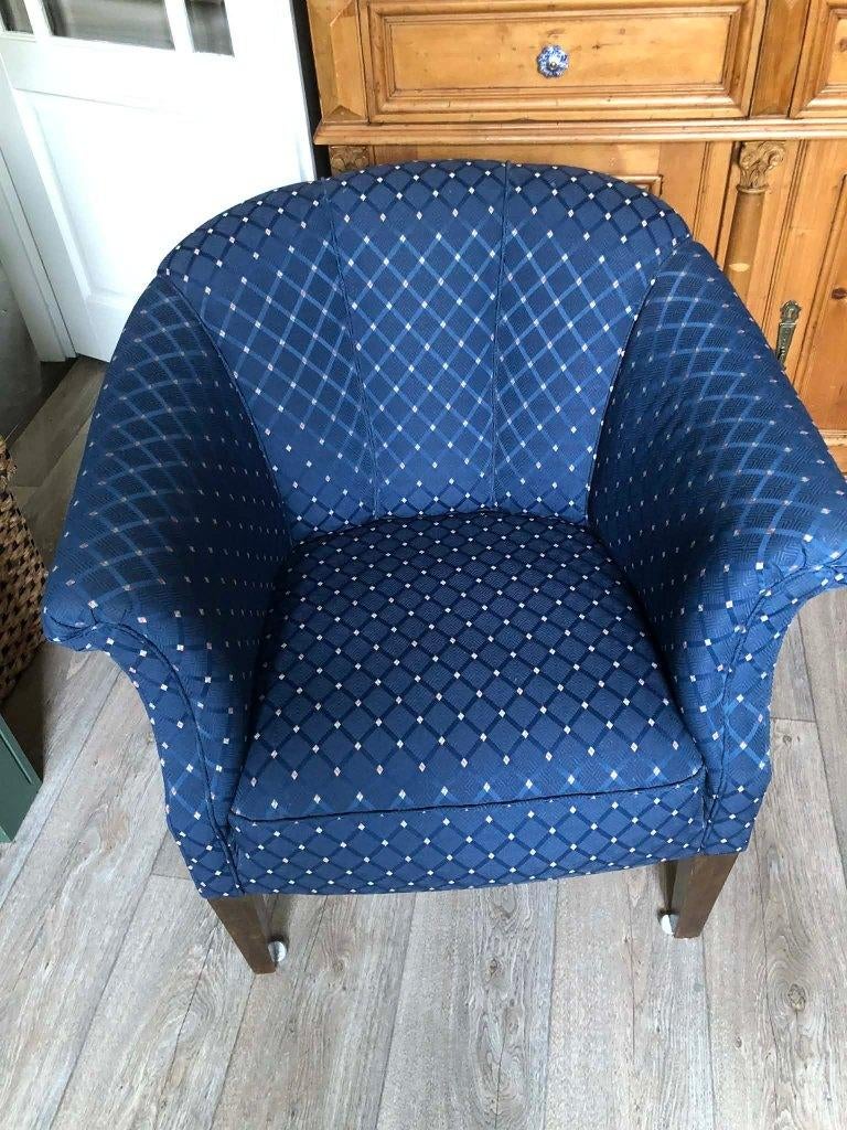 stoel, Ophalen of Verzenden, Zo goed als nieuw, Stof, 50 tot 75 cm