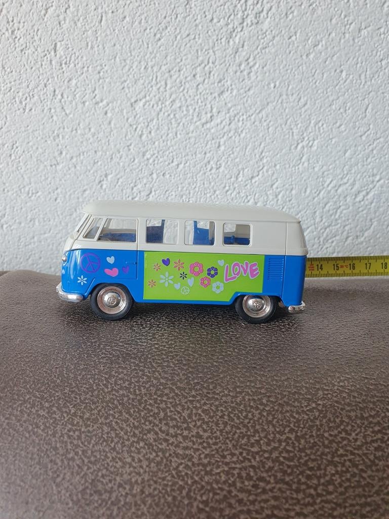 Volkswagen T1 Bus 1963 Welly Love Peace, Hobby en Vrije tijd, Modelauto's | 1:18, Ophalen of Verzenden