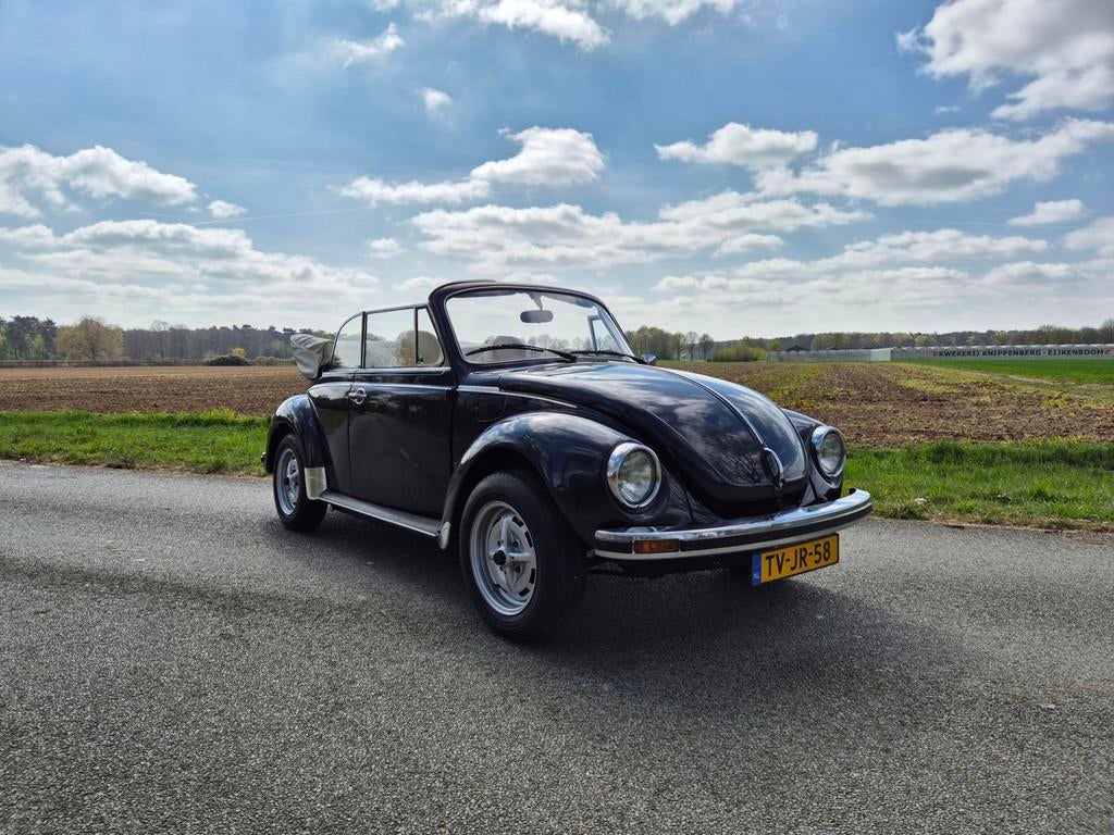 Volkswagen Kever Cabriolet 1303 LS, Auto's, Volkswagen, Achterwielaandrijving, Beetle (Kever), 4 cilinders, Cabriolet