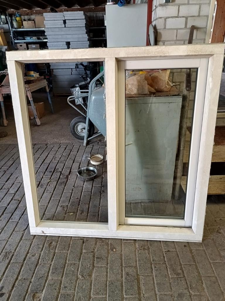 Kunststof kozijn met HR++ glas (2013) en draaikiepraam, Ophalen, Gevelraam of Ruit, Gebruikt, 120 tot 160 cm