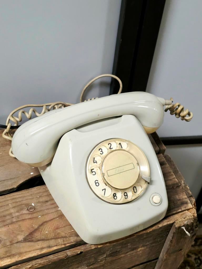 9826 : Vintage 1960s PTT T65 Rotary Dial Telephone, Telecommunicatie, Ophalen of Verzenden, Gebruikt, 1 handset