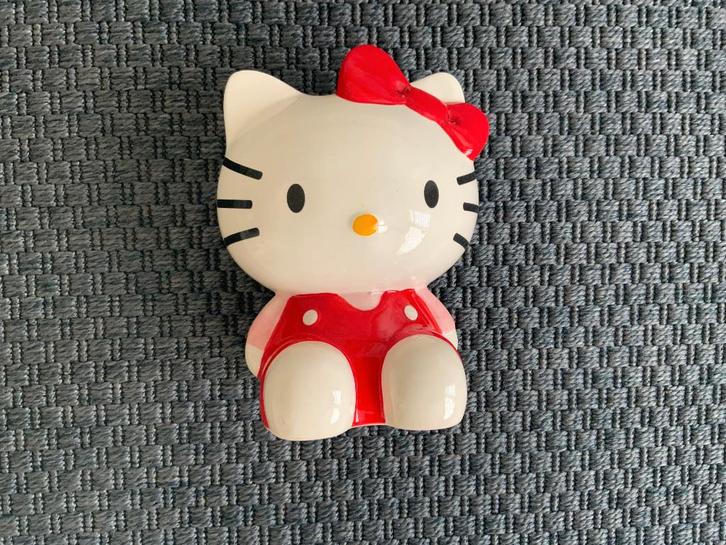 Mooie Stenen Hello Kitty Spaartpot, Verzamelen, Spaarpotten, Zo goed als nieuw, Dier, Steen, Aardewerk of Keramiek, Ophalen of Verzenden