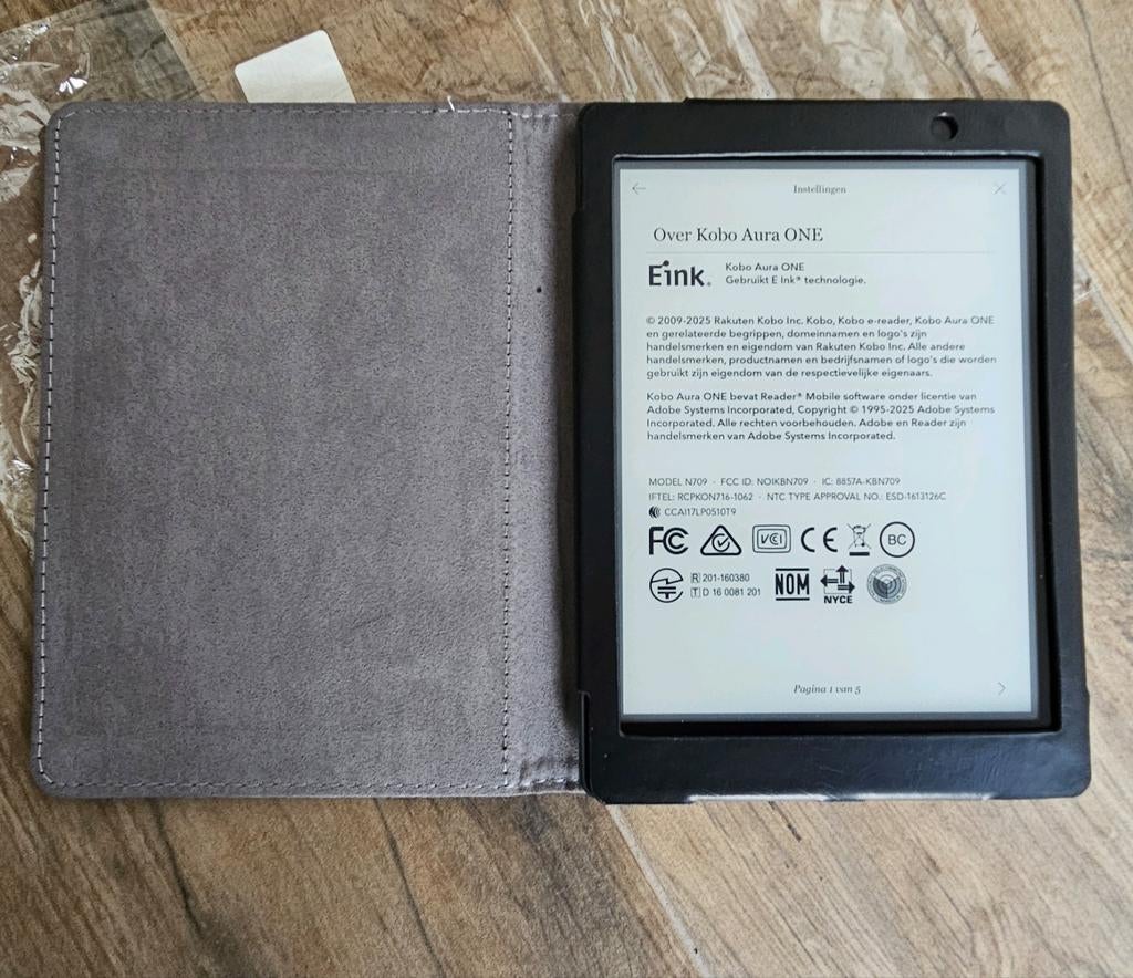 Zgan Kobo Aura One ereader met 7,8 inch scherm, Wi-Fi, 8 GB, Rakuten Kobo Inc, 8 inch