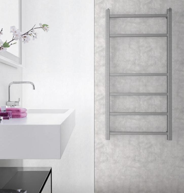 Design handdoekradiator RVS 1060x540x95mm, Hobby en Vrije tijd, Overige Hobby en Vrije tijd, Nieuw, Ophalen