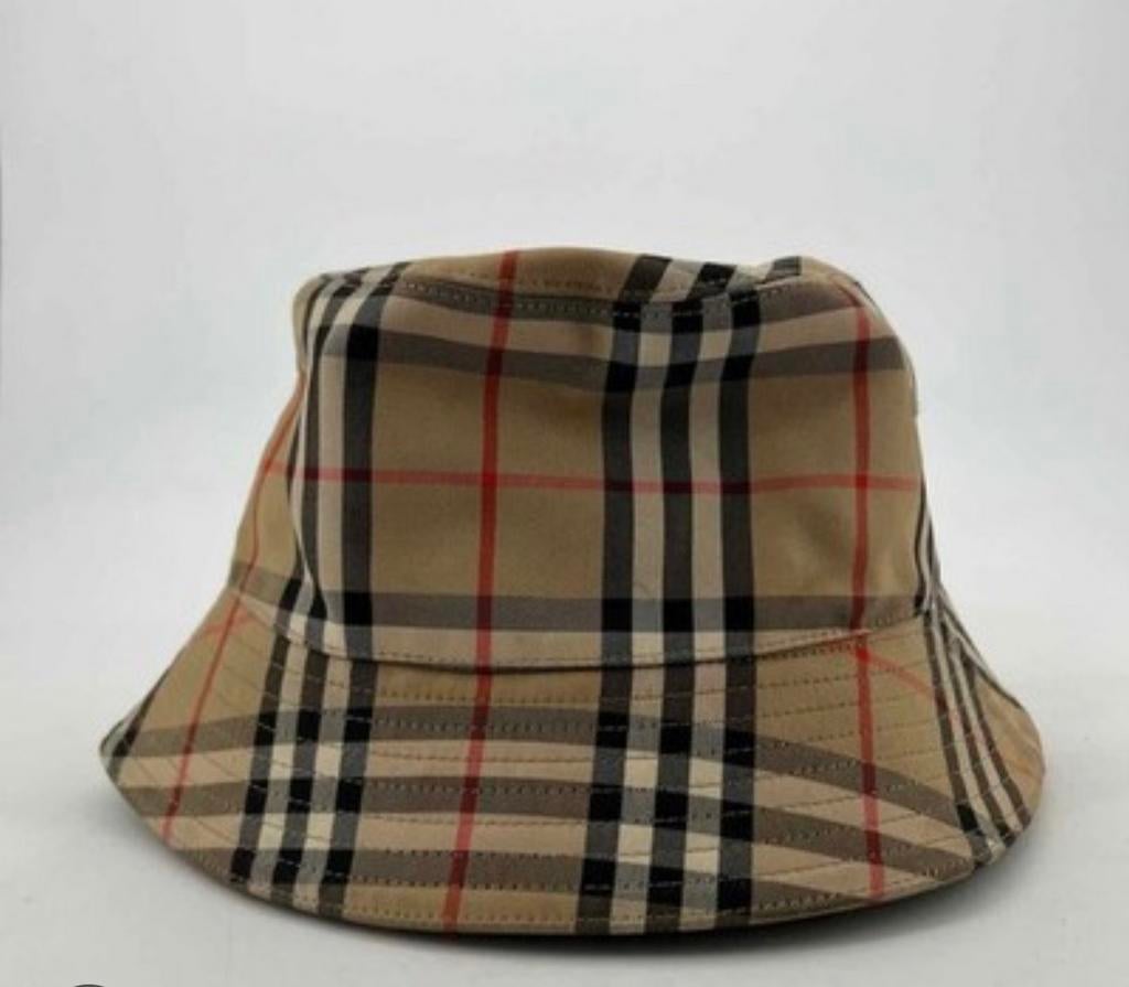 Burberry Bucket Hat - Klassiek Geruit Design, Ophalen of Verzenden, Zo goed als nieuw, One size fits all, Hoed