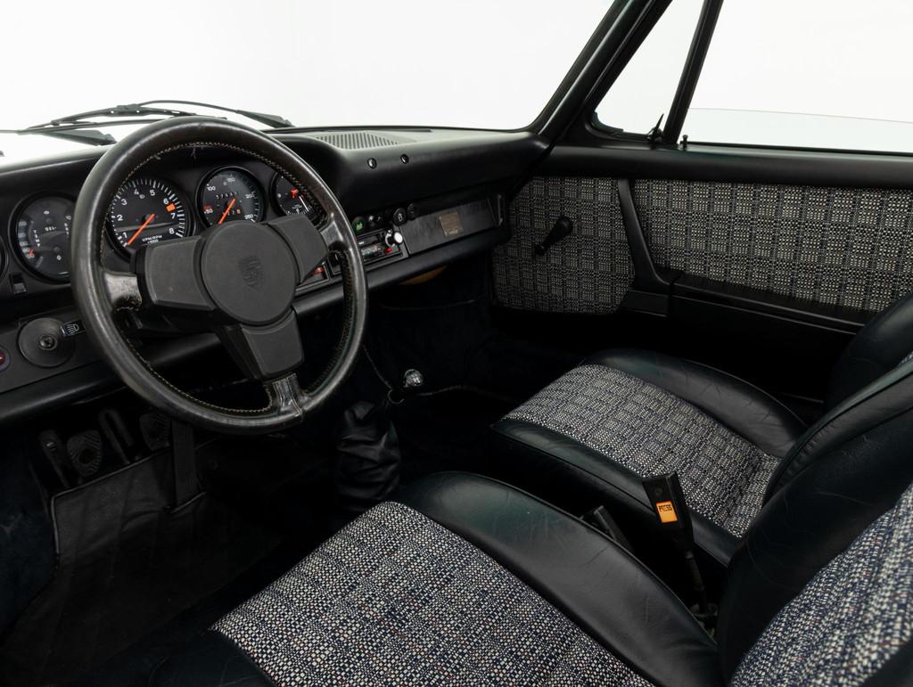 Porsche 911 Targa Jubi 1975, Auto's, Porsche, Porsche Occasion Garantie, Gebruikt, Zwart, 4 stoelen