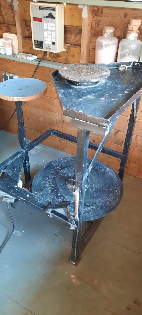 Elektrische én schop draaischijf voor pottenbakken, Hobby en Vrije tijd, Pottenbakken, Gebruikt, Ophalen