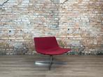 Arper Catifa 60 Lounge Chair rood bij TheReSales