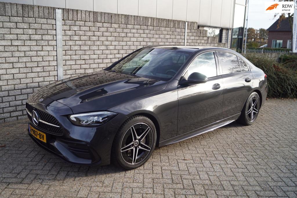 Mercedes-Benz C-klasse 180 AMG Line Autom Leder/Alcantara Sp, Automaat, 4 cilinders, Bedrijf, 170 pk
